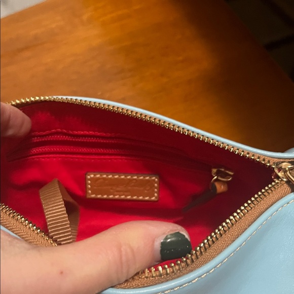 Dooney & Bourke crossbody - Picture 10 of 10